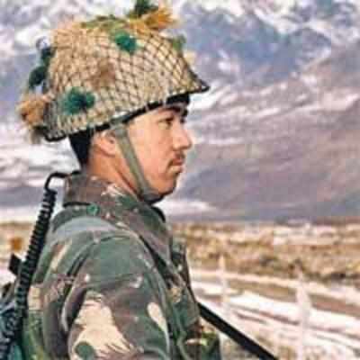 Army to cooperate with police on Siachen scam