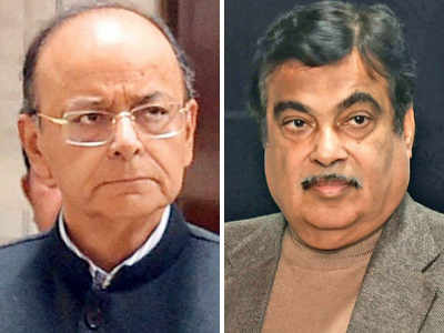 Magnetic Maharashtra Summit: Union ministers’ no-show at summit makes tongues wag