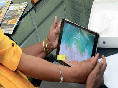 iGet, iKeep: That’s what the corporators think of the iPads given to them