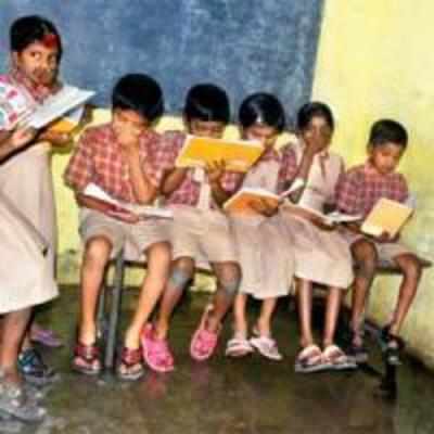 Schools stall entry of poor kids under RTE