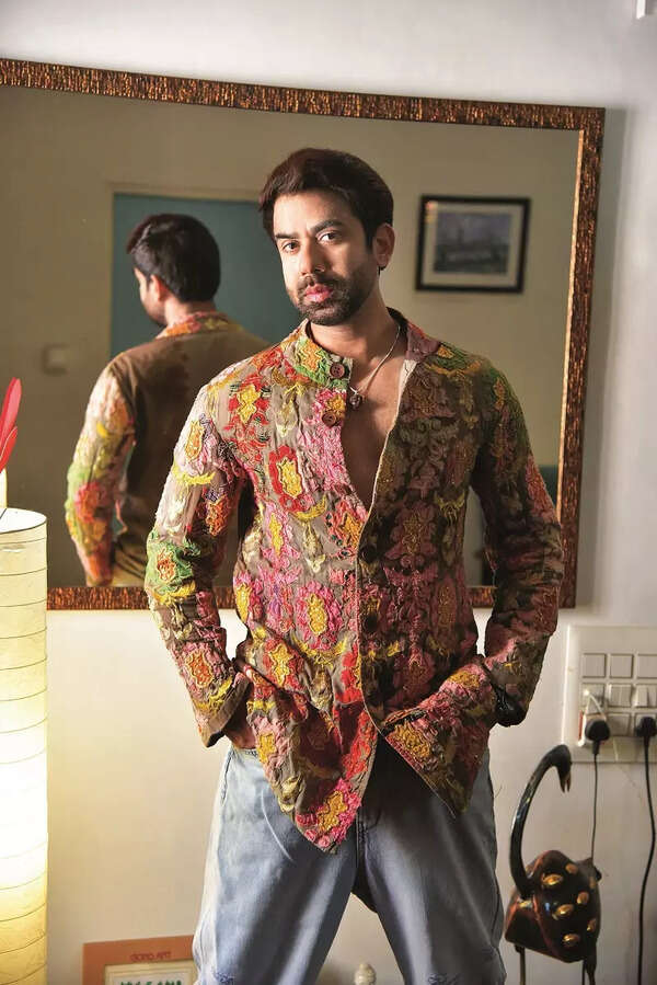 I have stumbled, fallen a thousand times: Aryan