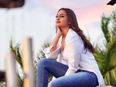 Police team visits Sonakshi Sinha's house in cheating case