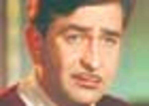 Raj <i>ki taaza khabar</i>! 