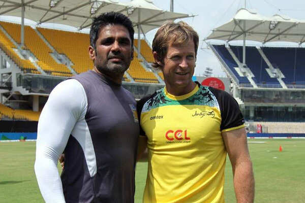 I doubt the Indian team will make it to World Cup finals says Suniel Shetty