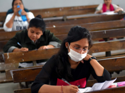 COVID-19: Maharashtra cancels final exams for professional, non-professional courses