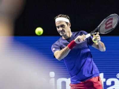 Back injury forces Stan Wawrinka out of Roger Federer clash in Basel