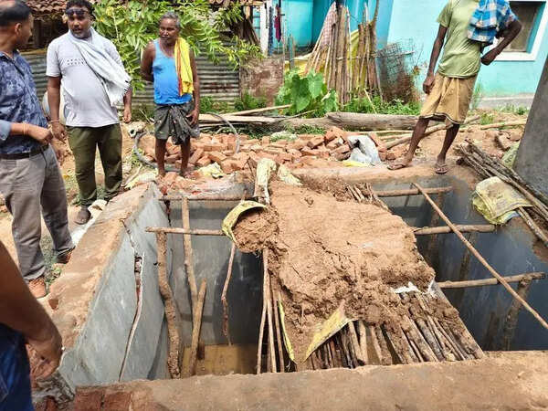 6 die after ‘inhaling toxic fumes’ in under-construction septic tank in Kalahandi dist