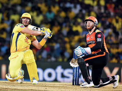 Chennai Super Kings beat Sunrisers Hyderabad by 6 wickets