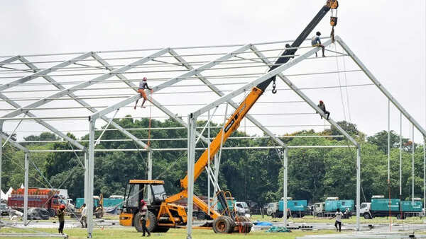 Kolkata: Brigade takes rain cover for new cabinet swearing-in