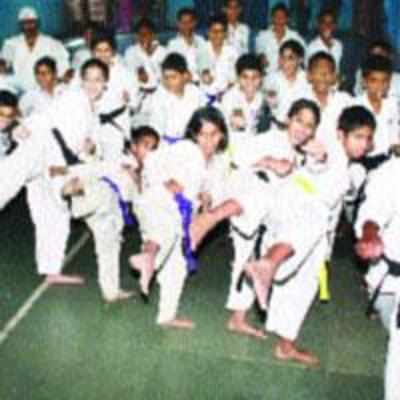 32 Thaneites make a mark at national level karate tournament