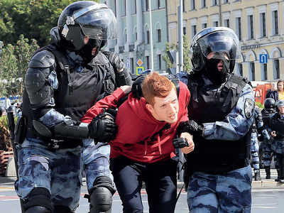 Hundreds detained over protest in Moscow