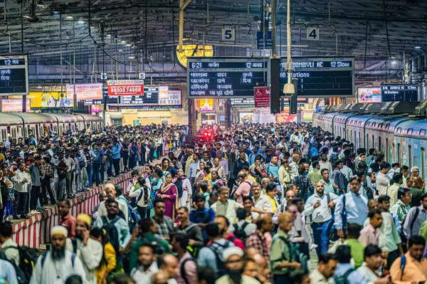 Central Railway bans agitations at CSMT concourse