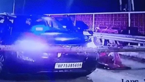Watch: Etawah MP’s gunners force 30 cars, bus through Agra toll plaza without fee, booked