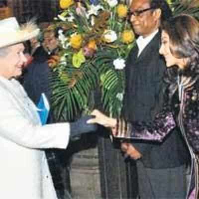 Shilpa meets Queen Elizabeth