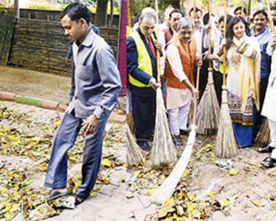 BJP left red-faced after Delhi unit chief cleans stage-managed garbage