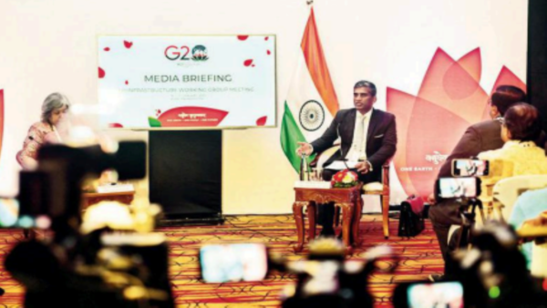 'Working to help ULBs reach out to market for private funding' in Pune