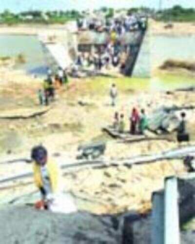 Locals bridge missing steps