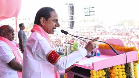Telangana polls: Kharge hits back at KCR over criticism against Indira Gandhi's rule