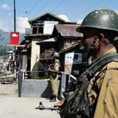 Curfew relaxed in Kashmir, but situation remains tense