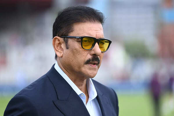 Wankhede stand to be named after Ravi Shastri as MCA honours legends