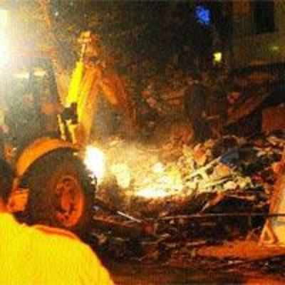 Building collapses in Bandra, no casualties