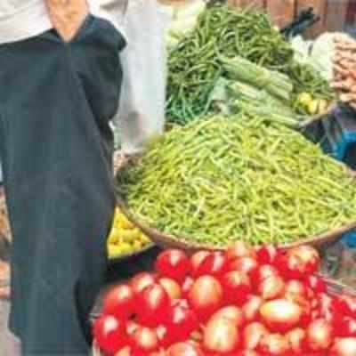 Inflation unchanged; seen in double-digits till Jan