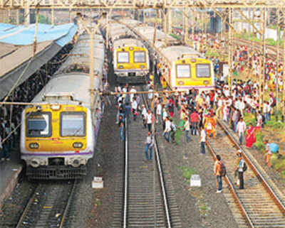 Commuters won’t pay for emergency med services, High Court tells railways