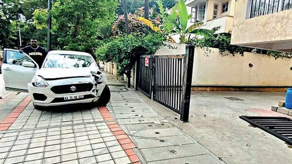 Bengaluru: Wary of 600m ‘racing track’, residents of Jayamahal Extension demand speed breaker