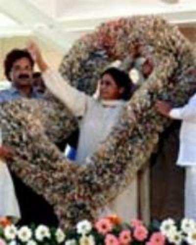 Mayawati jetted her sandals in from Mumbai: WikiLeaks