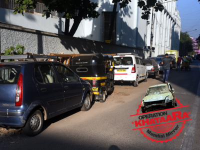 Operation Khataara: Vakola traffic cops tow away 5 khataara autos