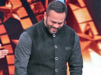 Rohit Shetty brings in 45th birthday early on TV show