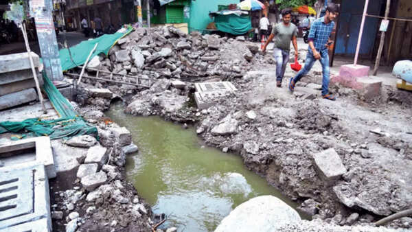 Hyderabad roads dug up, crater ridden as GHMC fails to meet monsoon deadline