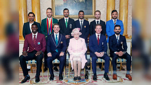 Queen Elizabeth with World Cup captains 