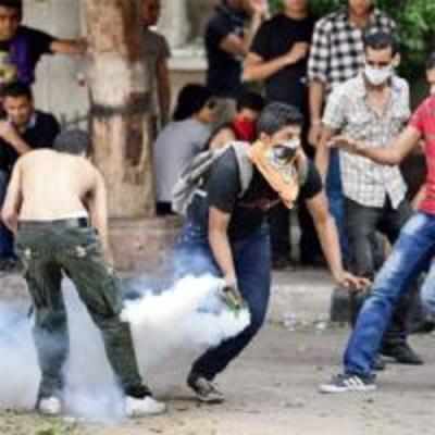 70 injured in clashes outside US embassy in Cairo