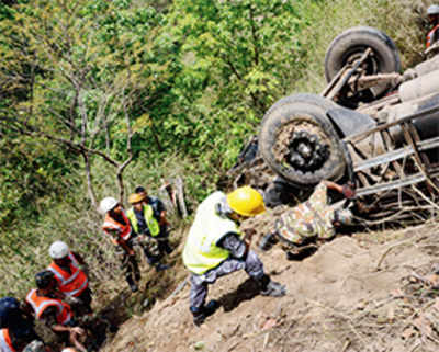 17 Indians killed as bus plunges off Nepal highway