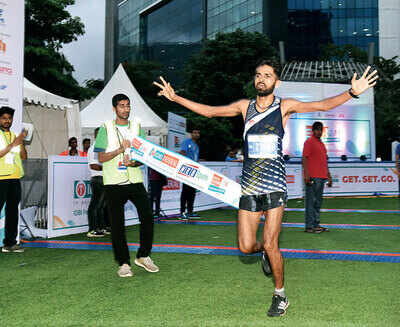 Pradeep Kumbhar continues to run despite an accident leaving him sans his right leg