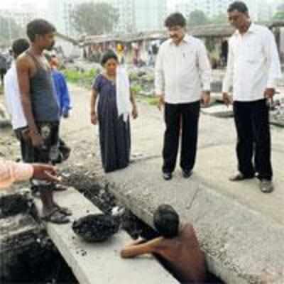 Corporator hires help to solve civic problems of Sion colony