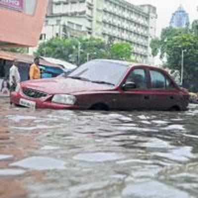 During downpours, Juhu residents forced to seek safer parking lots