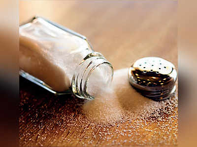 Eating high-salt diet may lead to dementia: Study