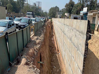 At Kundalahalli, underpass project is stuck in a jam