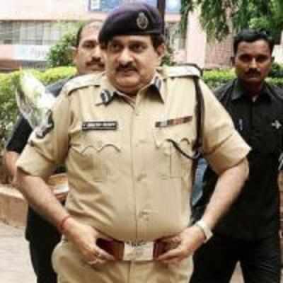 Skimpy clothes lead to rape: Stupid AP top cop