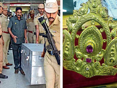 Jayalalithaa’s valuables handed over to Tamil Nadu government