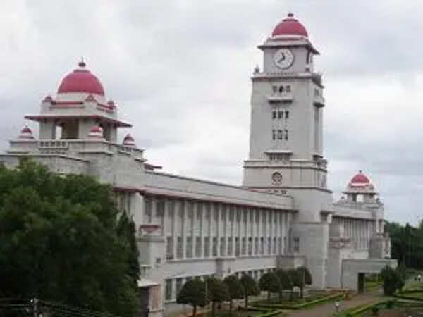 PG admissions slide at Karnatak University as competition, faculty gaps bite