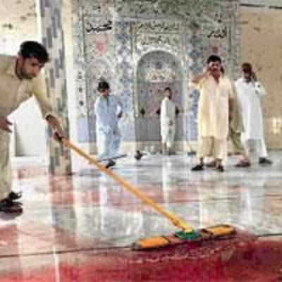 Over 60 killed in Pakistan mosque blast