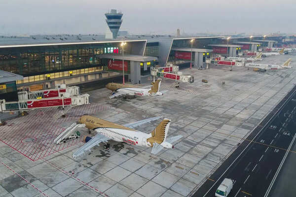 Bahrain Airport reopens: Flights resume after airspace shutdown as routes return across Gulf, India and Europe