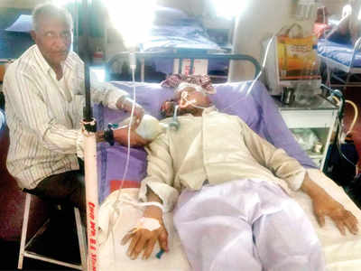 No space in ICU, kin pump oxygen manually to keep 65-yr-old alive