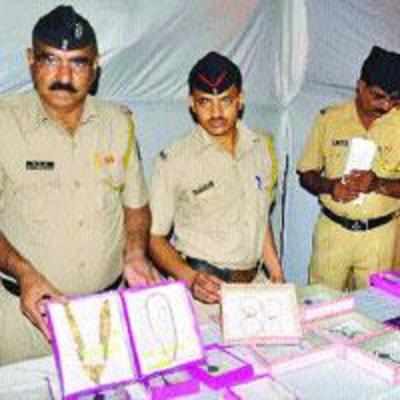 Thane cops return recovered booty worth Rs 5.83 cr to 250 victims