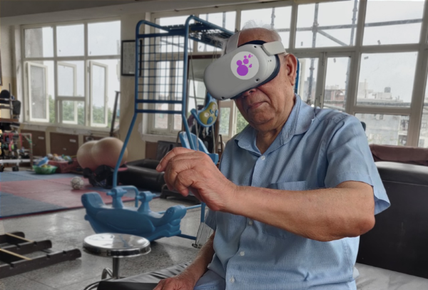 Dementia: How virtual reality and experiential ‘tours’ are helping patients and carers understand the condition