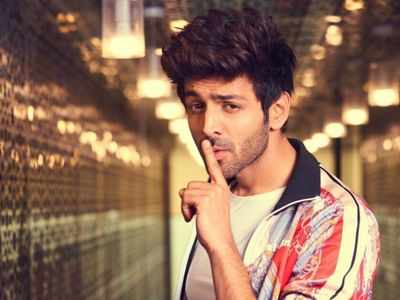 Here's why Kartik Aaryan's fan offered him Rs 1 lakh!
