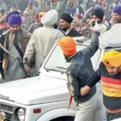 One killed in protest by Sikhs in Ludhiana